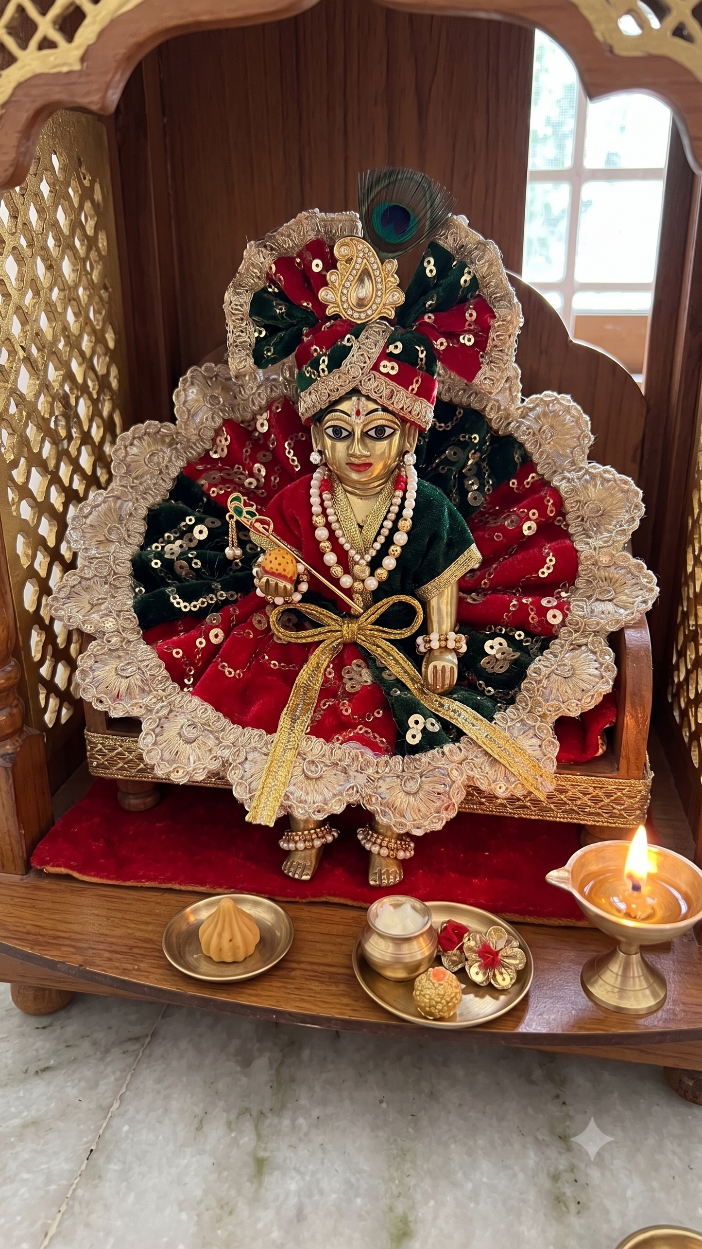 Royal Red & Green Sequins Ladoo Gopal Poshak Set