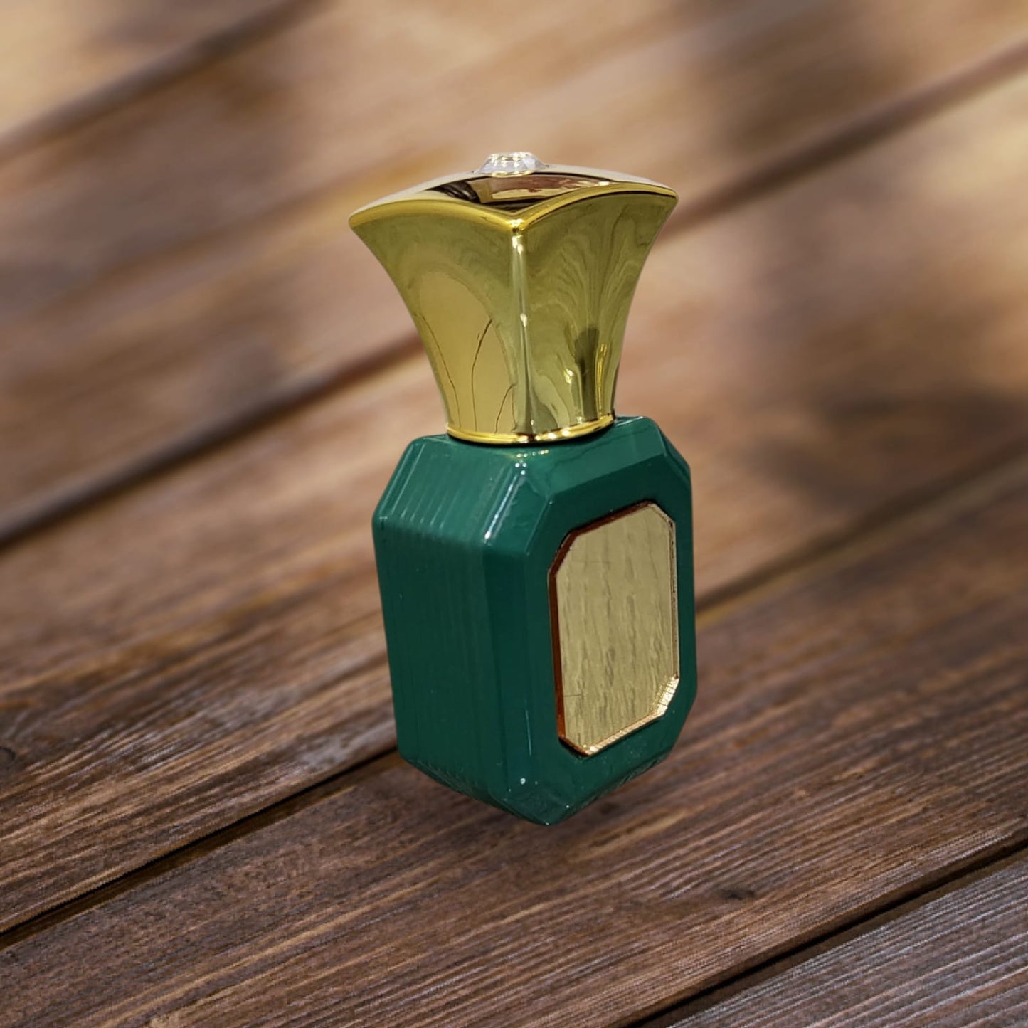 Zara Light Soft Woody for a Refreshing Trail | Long Lasting Alcohol-Free Concentrated Perfume Oil