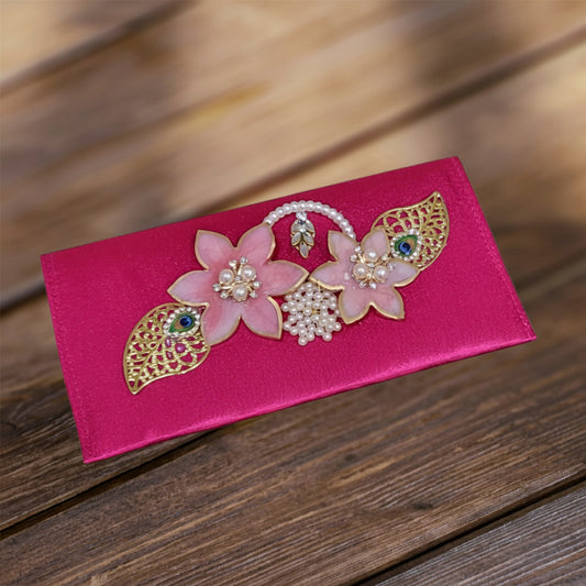The Purse/Envelope is a stylish and elegant and fashionable designed.